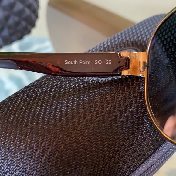 Costa Del Mar Sunglasses LIKE NEW!! - Picture 6 of 7